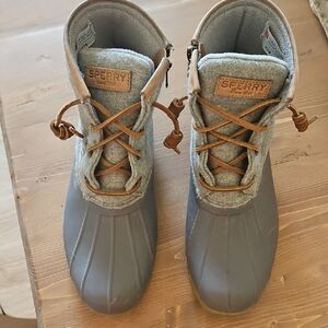 Sperry Gray and Tan Winter Boots